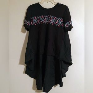 Women’s CQ by CQ Black High/Low Tunic Size Small